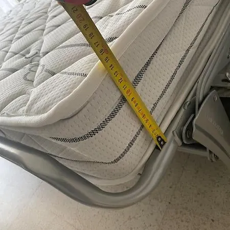 Lumineux, Ensoleillee, Proche ,coeur De Centre Ville, Chaleureux, דירה *